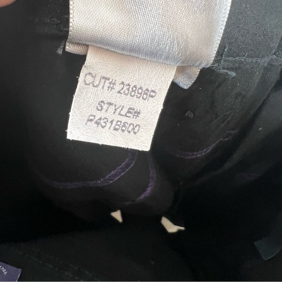 NYDJ Straight leg jeans with embellished back pockets Size 4P - Picture 4 of 5